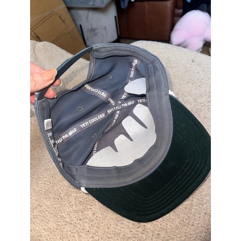 Yeti hat - Picture 5 of 6